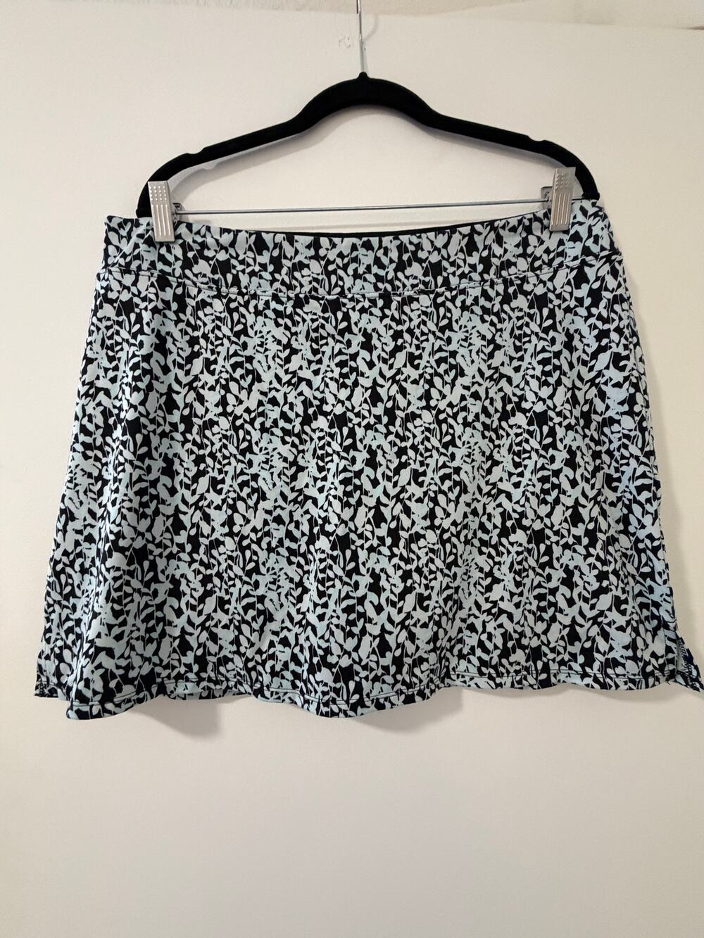 Tranquility by Colorado Clothing Skort XL Black Mint Leaf Print Golf Tennis